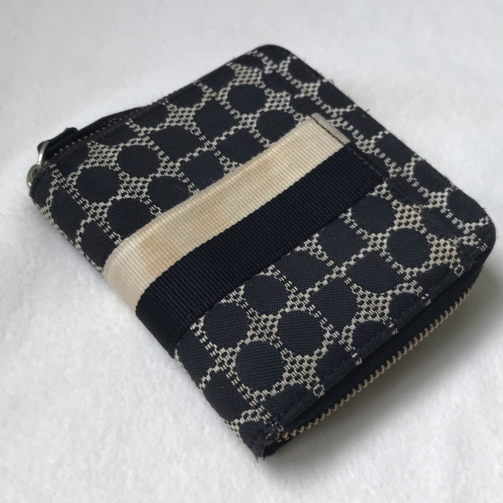 Kate Spade Wallet - Picture 8 of 8